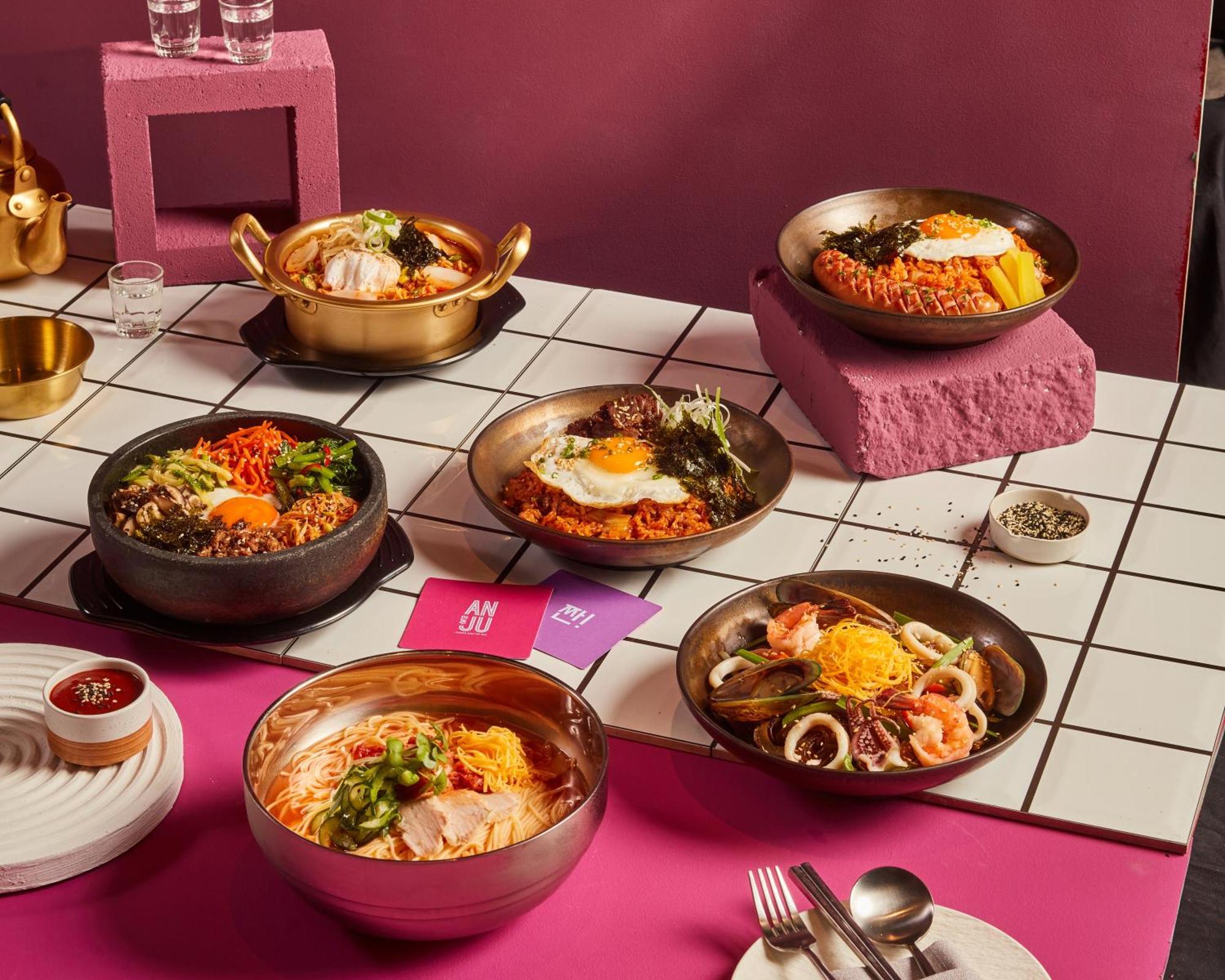 Sindhorn Midtown Hotel Bangkok, Vignette Collection By Ihg Exterior photo Various Korean rice dishes